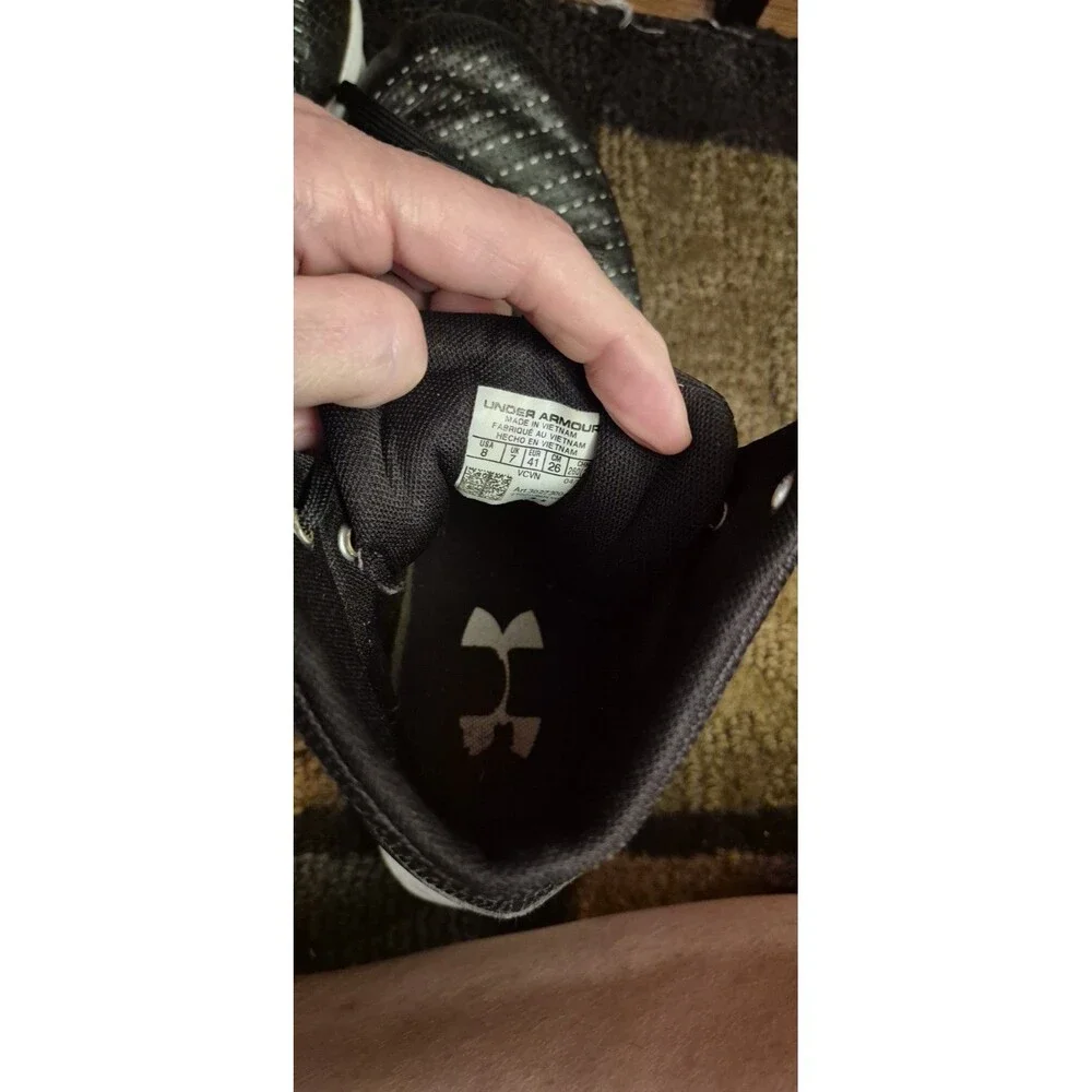 Under Armour Men's 8 Soccer Football Cleats Black Highlight Franchise Rm 2 EUC